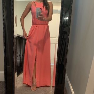 Long coral BCBG dress Size XXS. Worn 1X. Excellent condition. Belt not included.